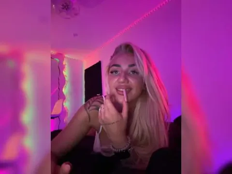 -AmazingBlonde- free live xxx cams
