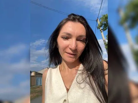 AdelaideLisa ücretsiz canlı xxx cam