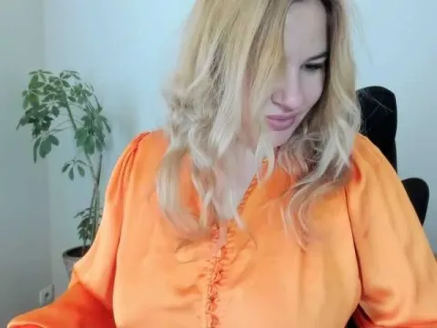 AvaQueen ücretsiz canlı xxx cam