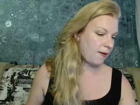 BlondeFox ilmaiset live xxx cams