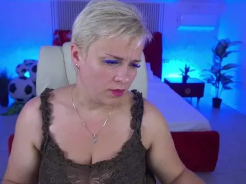 CrystalVibe free live xxx cams
