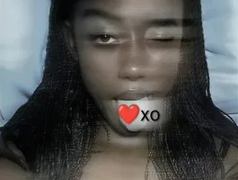 Hunnybee free live xxx cams