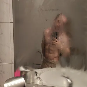 Arturin33 free live xxx cams