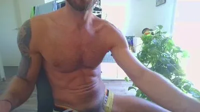 Bmversa32 bezmaksas live xxx cams