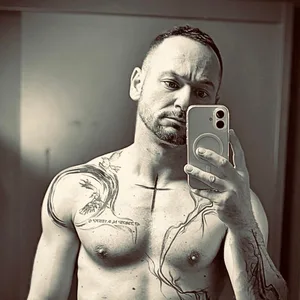 ChrisX free live xxx cams