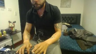 Danburythebeast besplatni live xxx cams