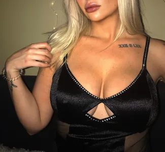 EeJee free live xxx cams