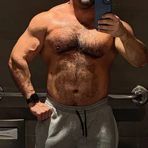 GorillaTLG free live xxx cams