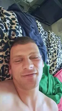 Hotsexyboy89 besplatni live xxx cams