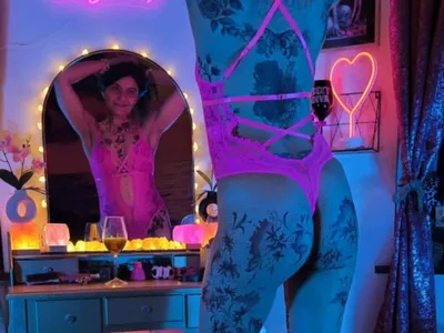 Lilly5905 free live xxx cams