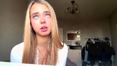 LinseyBolvin free live xxx cams