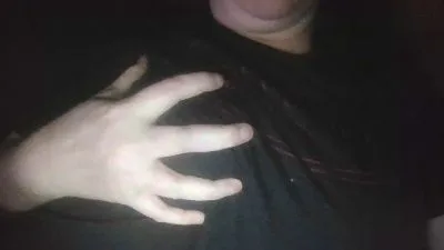 Lonely4u2b bezmaksas live xxx cams
