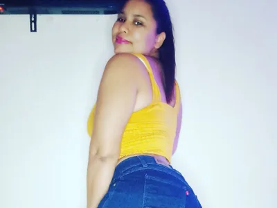 Monica2702 kostenlose live xxx cams