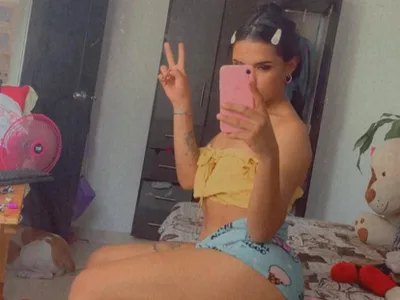 Sofia_walton cam xxx live gratis