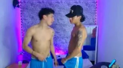 TheHotDuo20 무료 라이브 xxx 캠