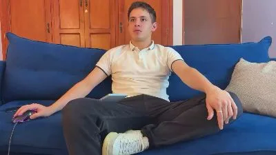 liam_enzhoo free live xxx cams