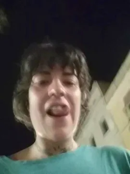 saldfnuik free live xxx cams