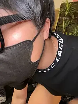 119432517 bezmaksas live xxx cams
