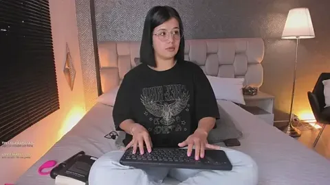 185986393 free live xxx cams