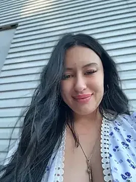 AdinaKan безкоштовні live xxx cams
