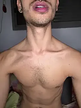 AdrianAfterDark ingyenes élő xxx cams