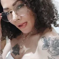 AdrienneLopes free live xxx cams