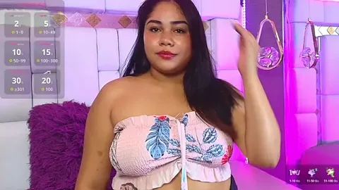 Aisha-Saadi безкоштовні live xxx cams