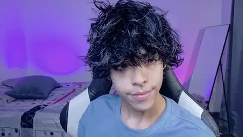 Alan26_ 免费直播 xxx 摄像头