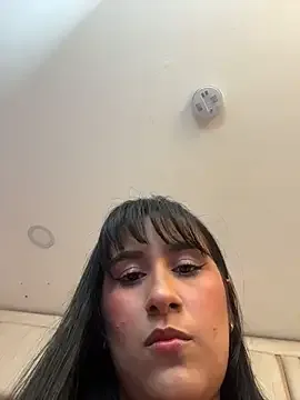 AlliceJhones cams xxx ao vivo grátis