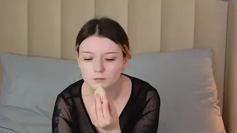AlyssFrost free live xxx cams