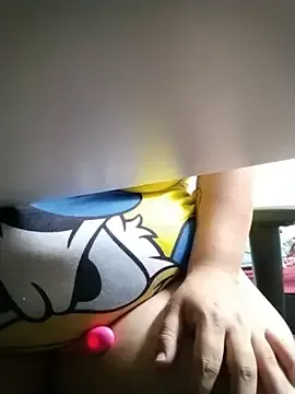 Amara-hot zdarma živé xxx cams