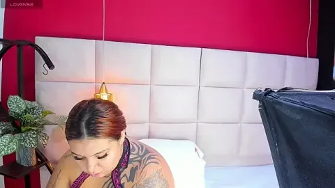 Amberluy free live xxx cams