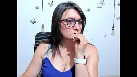 Amie_Adams82_ ingyenes élő xxx cams