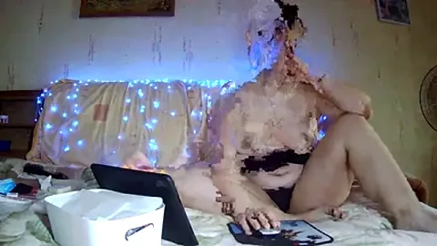 AnyoneSomy ücretsiz canlı xxx cam