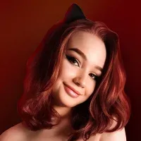 BUSTYTUBE free live xxx cams