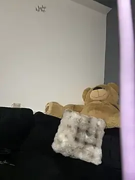 BellaaQuinn free live xxx cams