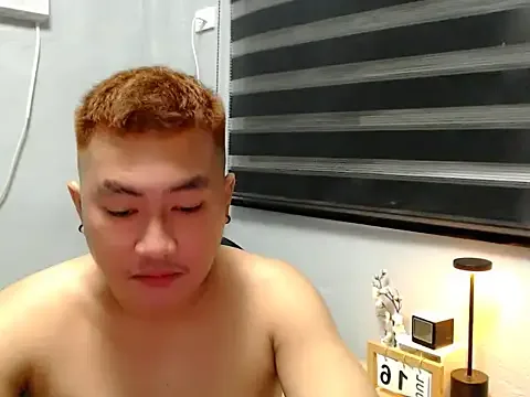 Bigdaddybear888 ücretsiz canlı xxx cam