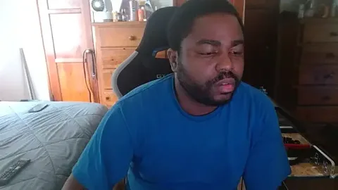 Breadwinnah free live xxx cams