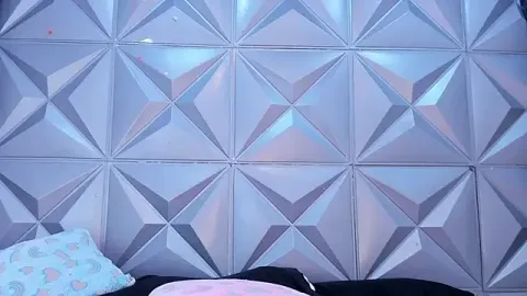 BustyGlow bezmaksas live xxx cams