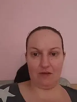 BustyLadyAlma zdarma živé xxx cams