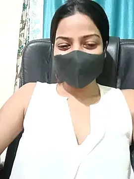 CRAZY__BITE free live xxx cams