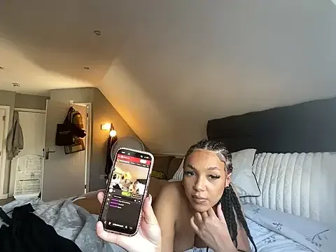 Caramelbbyxx free live xxx cams