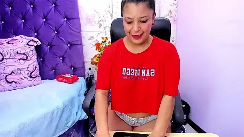 Carolina_Suarez_ besplatni live xxx cams