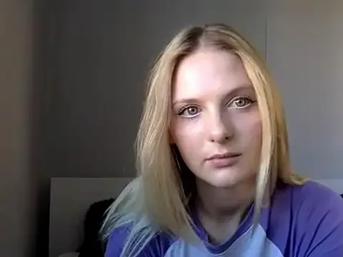 CassieHeart free live xxx cams