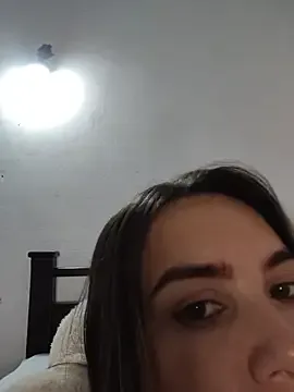Charlott_smi ücretsiz canlı xxx cam