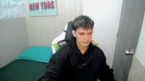 Cody_juniorr_ free live xxx cams
