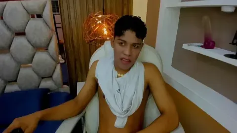 Colby_driscoll kostenlose live xxx cams