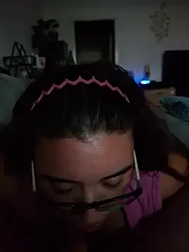 CurvyyMomy zdarma živé xxx cams