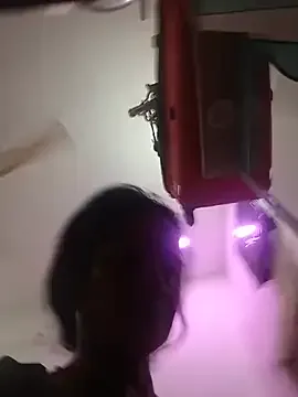 Cut_payi ücretsiz canlı xxx cam
