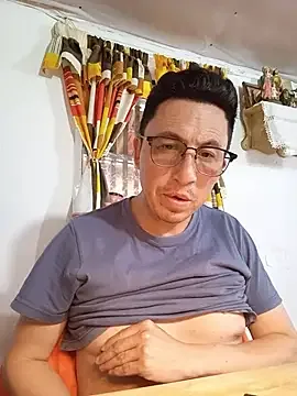 Daddy_40-0 kostenlose live xxx cams